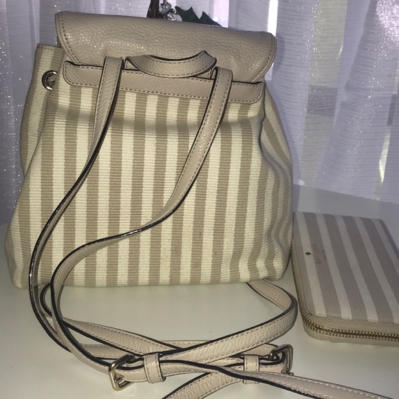 🎉 HP 🎉 Kate Spade Backpack + matching wallet ♠️ - Picture 2 of 8